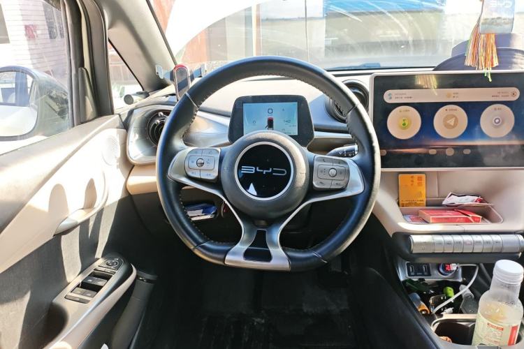 Used BYD Dolphin 2023 420 km Fashion Edition
