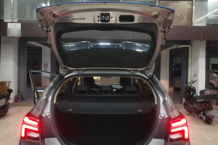 Used Geely Auto Vision S1 2018 1.4T CVT FENGXING Model
