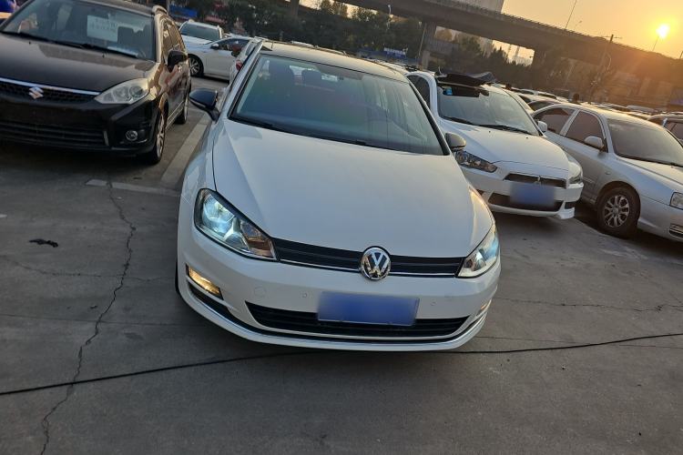 Used Volkswagen Golf 2017 230TSI Automatic Comfort Edition – Celebrating Milestone of One Million Units
