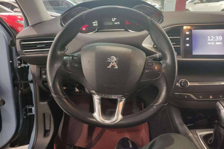 Used Peugeot 308S 2015 1.2T Automatic Jingchi Edition
