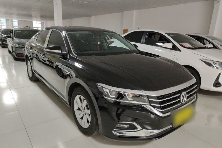 Used Volkswagen Passat 2019 280TSI Business Edition China VI
