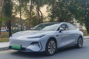 Used Geely Galaxy E8 2024 550 km Range Rear-Wheel-Drive PRO