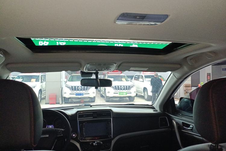 Used Haval H6 2015 Sport Edition 1.5T Automatic Two-Wheel Drive Luxury Model