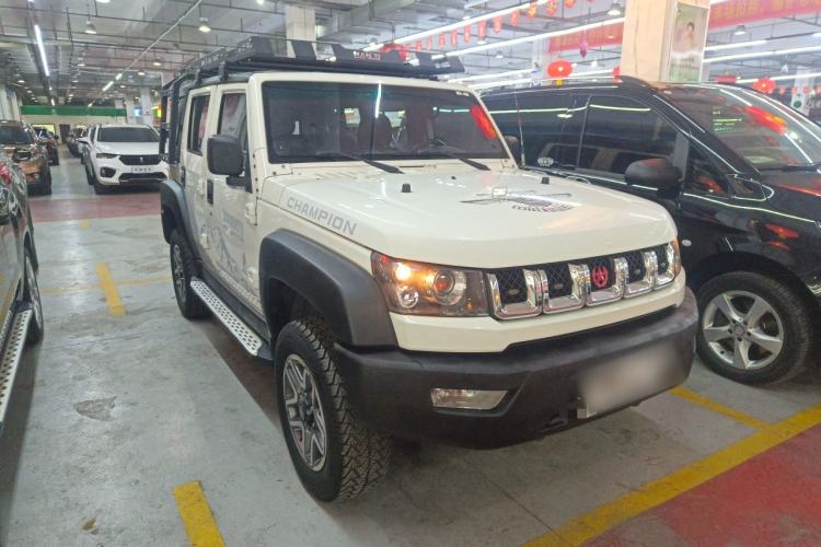 Used  BJ40 2016 40L 2.3T Automatic All-Wheel Drive Premium Edition
