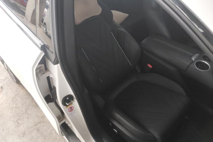 Used  SL03 2025 Pure Electric Elite Model
