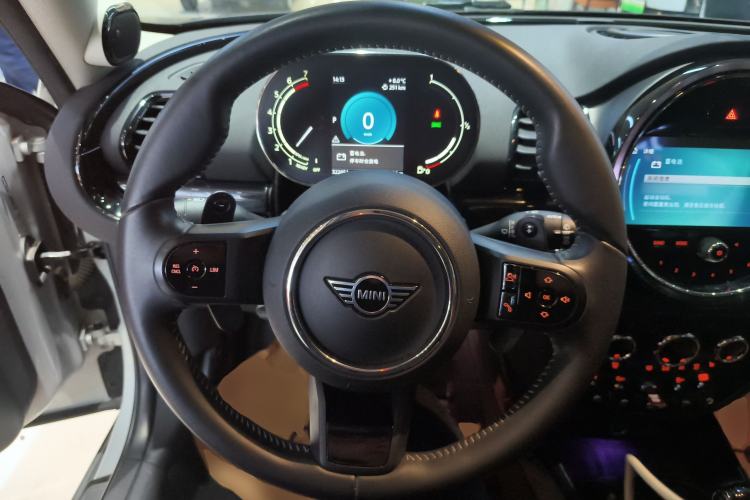 Used  Clubman 2023 2.0T COOPER S Connoisseur
