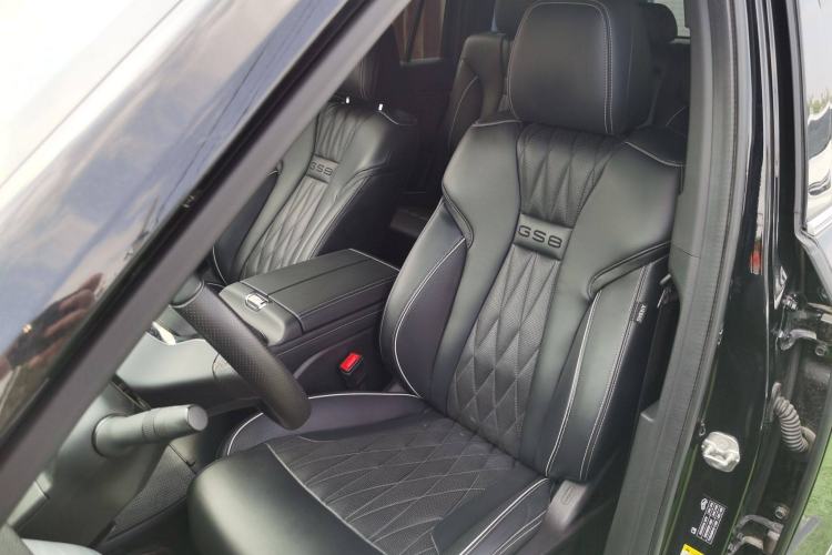 Used GAC Trumpchi GS8 2022 Double-Energy Series 2.0TM Four-Wheel Drive Premium Edition (7 Seats)
