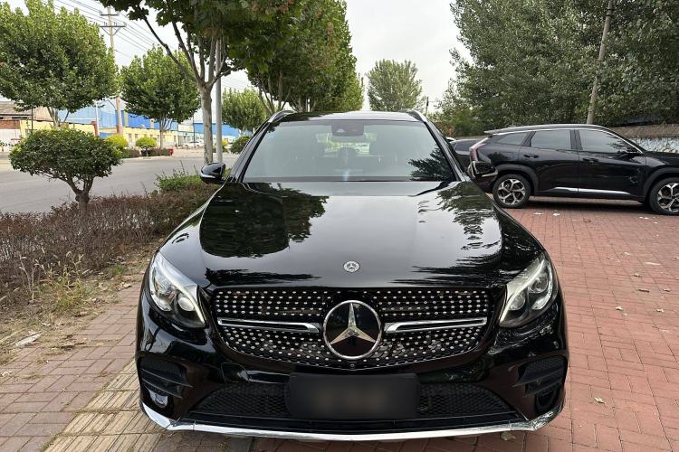Used Mercedes-Benz GLC 2018 Refreshed GLC 300 4MATIC Dynamic Edition
