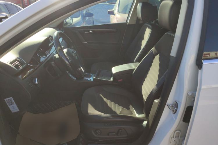 Used Volkswagen Magotan 2012 Travel Edition 2.0 TSI Comfort Version