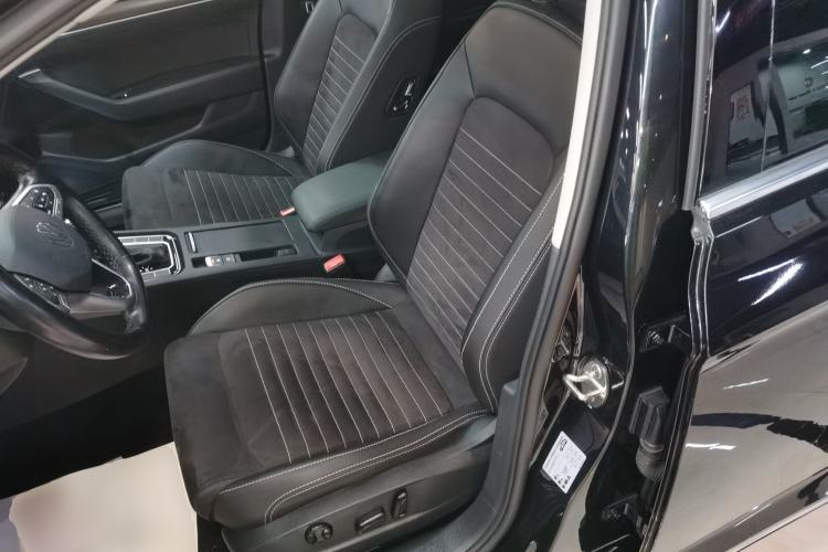 Used Volkswagen Magotan 2020 380TSI DSG Luxury Version
