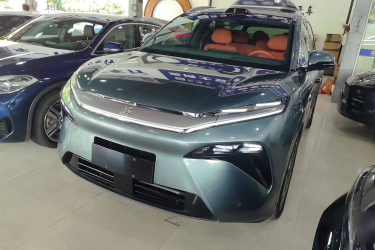 Used BYD Tang L 2025 DM 175KM Drone Player Edition
