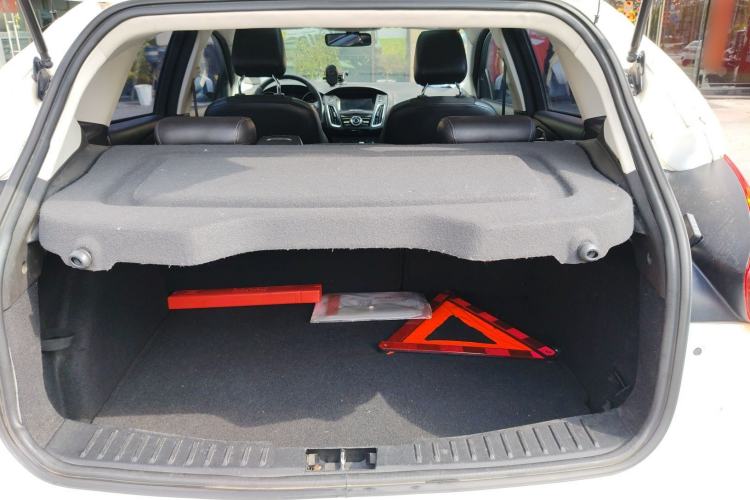 Used Ford Focus 2017 Hatchback 1.6L Automatic Fashion Edition Smart Drive Version