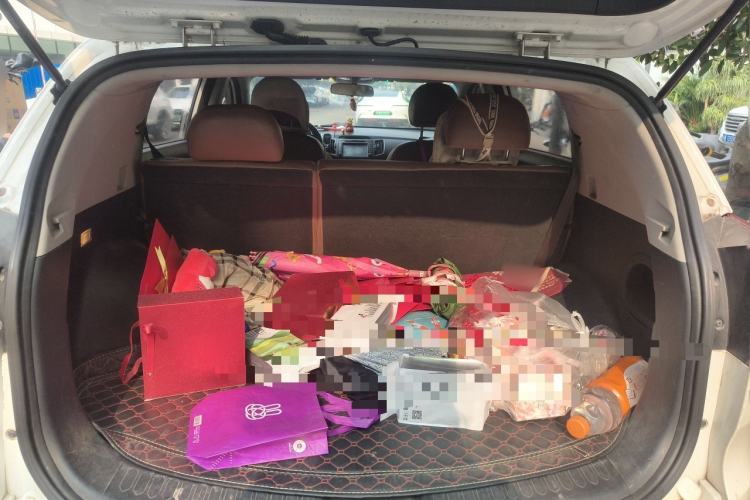 Used Kia Sportage R 2014 2.0L Manual Two-Wheel-Drive GLS