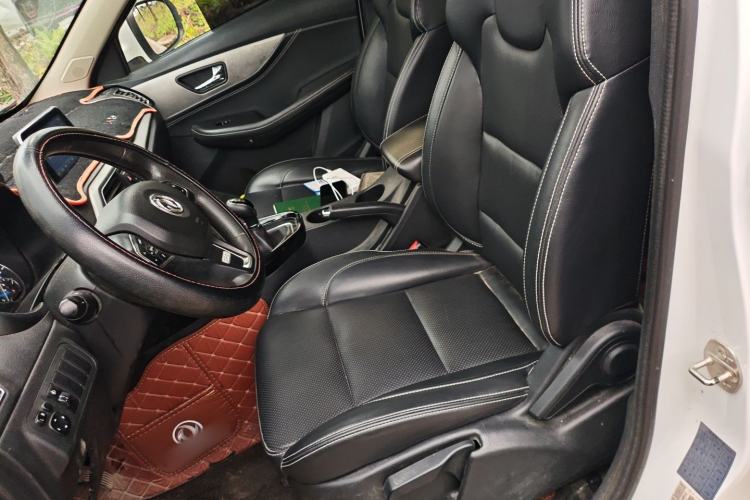 Used Dongfeng Fengon S560 2018 1.8L Manual Urban Model 7 Seats