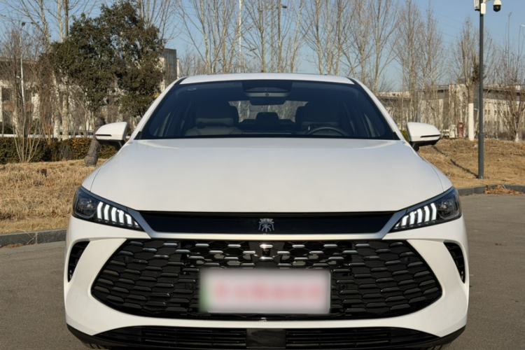 Used BYD Qin PLUS 2025 DM-i Smart Drive 120KM Superior Model