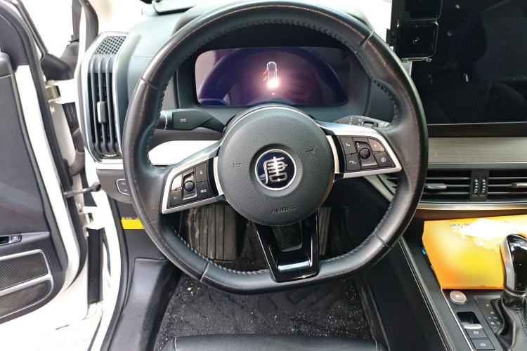 Used BYD Tang 2018 2.0T Automatic SmartConnect Prestige 7-Seater China V Standard