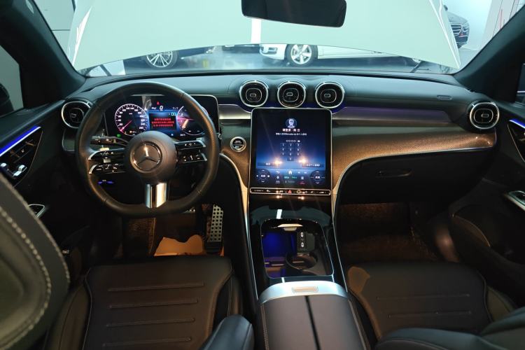 Used Mercedes-Benz GLC Coupe 2024 GLC 260 4MATIC Coupe SUV
