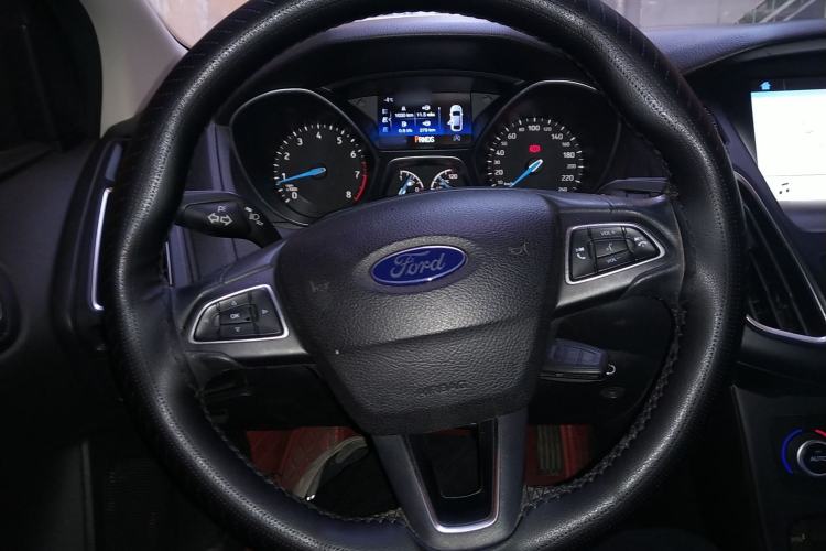 Used Ford Focus 2018 Hatchback Classic EcoBoost 180 Automatic Elite Model
