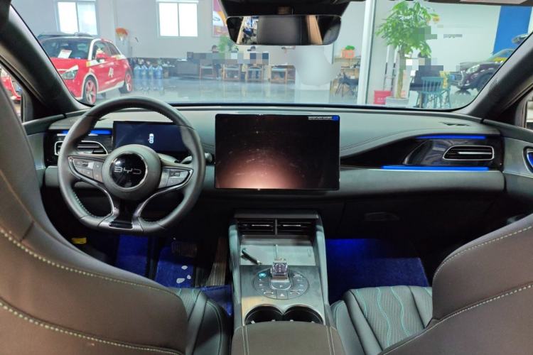 Used BYD Seal 06 New Energy 2024 DM-i 120KM Flagship Model
