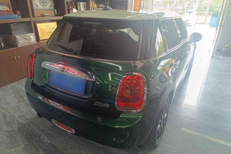 Used  MINI 2016 1.5T COOPER Five-Door Edition
