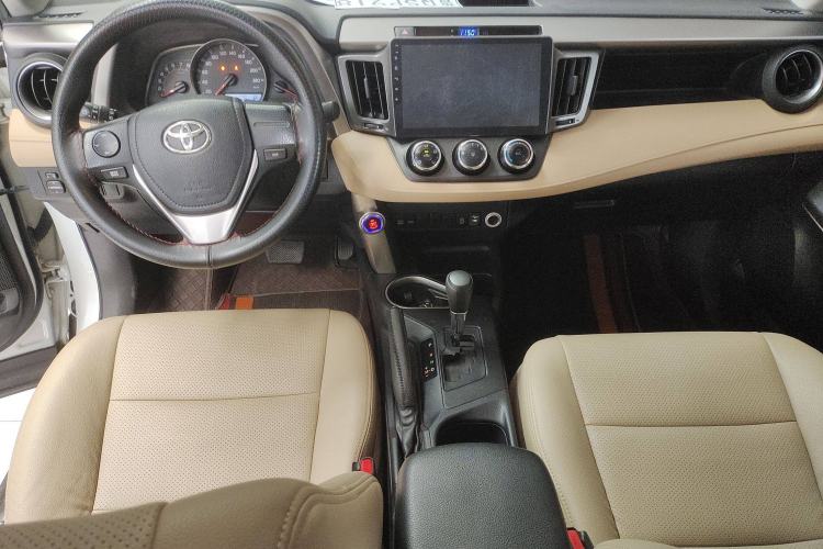 Used Toyota RAV4 2016 2.0L CVT Two-Wheel Drive Urban Edition China V Standard
