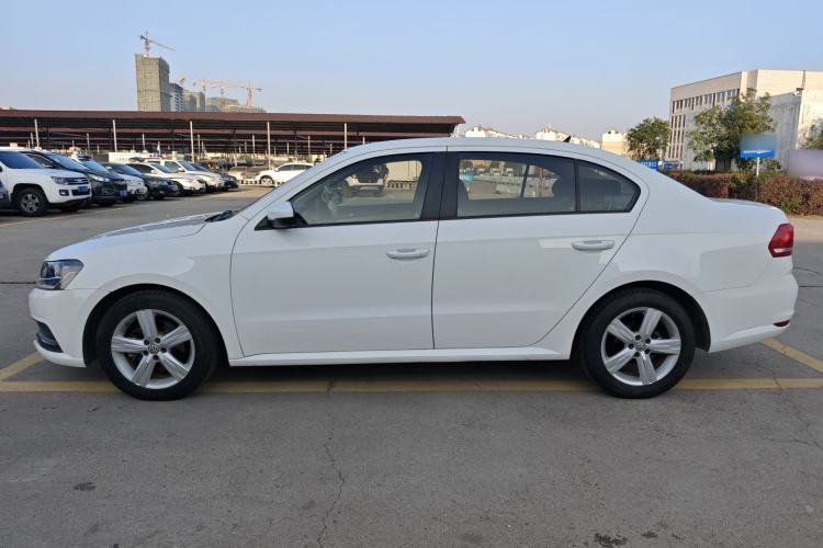 Used Volkswagen Lavida 2018 Classic 1.5L Automatic Fashion Edition China VI Standard
