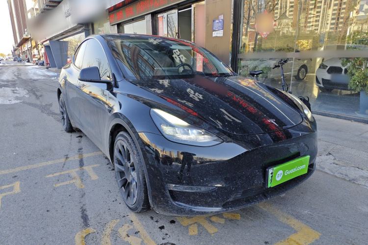 Used Tesla Model Y 2021 Long-Range All-Wheel-Drive Version