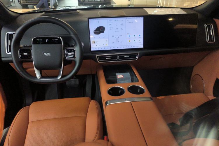 Used Li Auto L8 2025 Ultra Smart Refreshed Edition