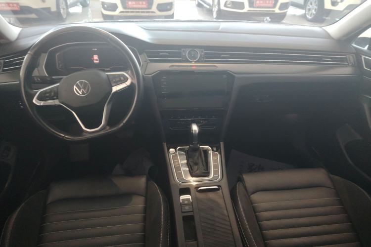 Used Volkswagen Magotan 2020 330TSI DSG Leading Model
