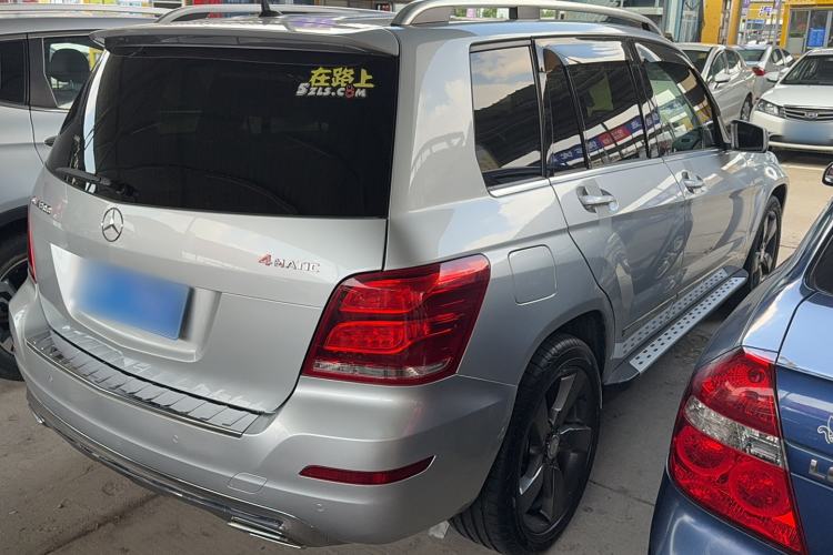 Used Mercedes-Benz GLK-Class 2013 GLK 300 4MATIC Dynamic Sunroof Model