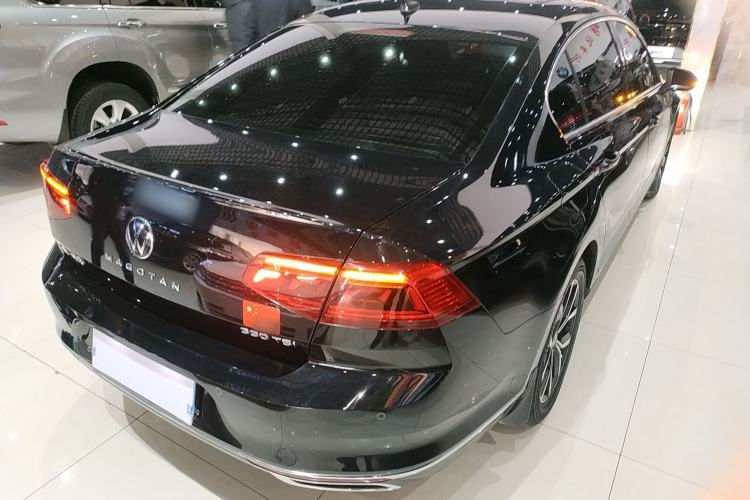 Used Volkswagen Magotan 2020 330TSI DSG Leading Model
