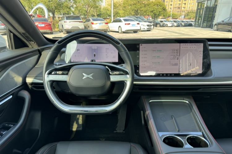 Used XPeng P7 2023 P7i 702 Pro
