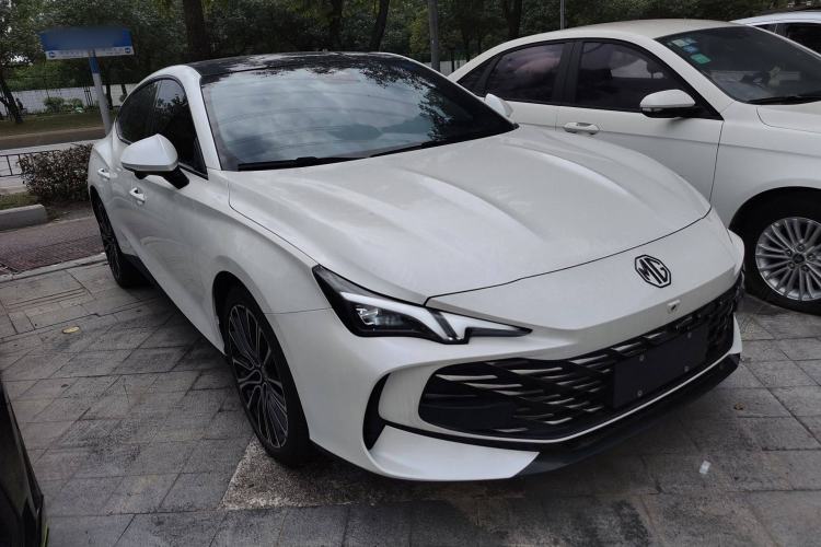 Used MG 7 2023 2.0T Automatic Hunter Luxury Edition
