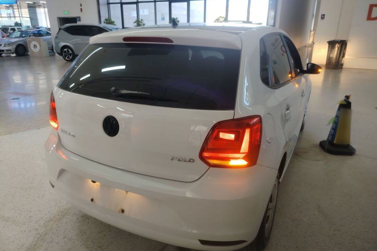 Used Volkswagen Polo 2016 1.4L Manual Fashion Model
