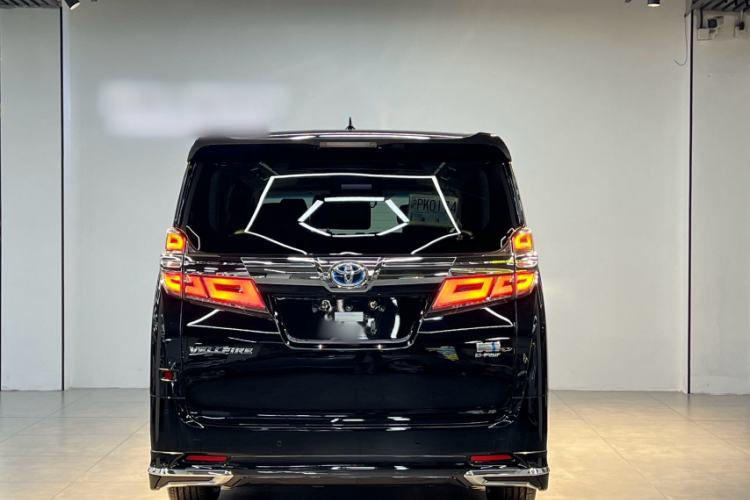 Used Toyota Vellfire 2020 Dual-Engine 2.5L HV Luxury Edition
