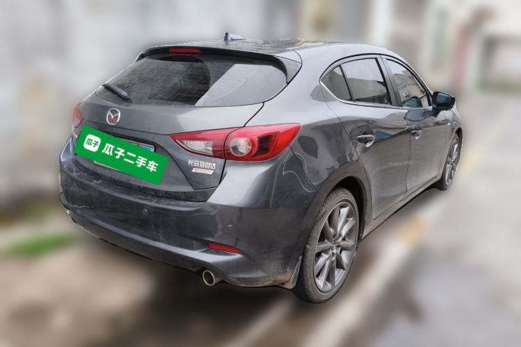 Used Mazda Mazda 3 Axela 2017 Hatchback 2.0L Automatic Luxury Model Emission Standard China V
