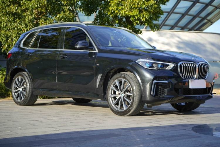 Used BMW X5 2022 Restyled xDrive 30Li Luxury Version M Sport Package
