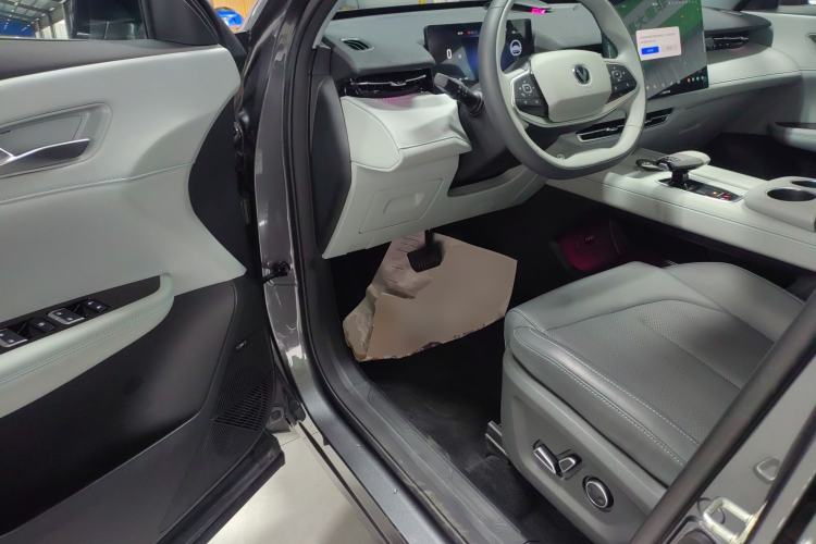 Used Changan UNI-Z 2025 1.5T Premium Edition
