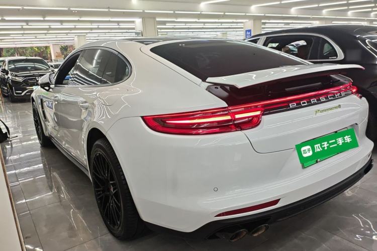 Used Porsche Panamera 2017 Panamera 4 E-Hybrid Executive Long Wheelbase 2.9T
