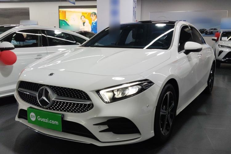 Used Mercedes-Benz A-Class 2022 Revised Version A 200 L Sport Sedan Fashionable Style