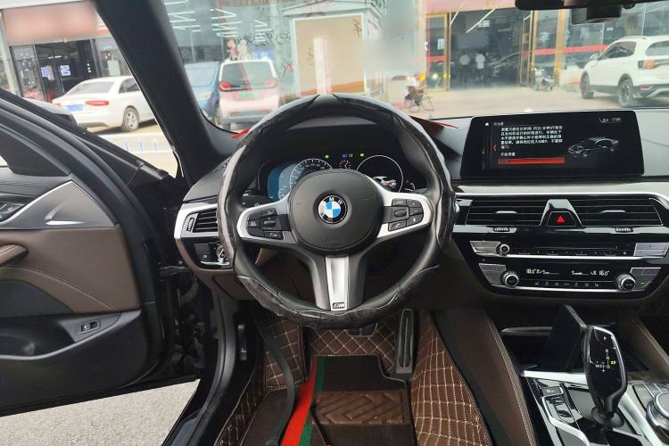 Used BMW 5 Series 2019 Restyled 525Li M Sport Package
