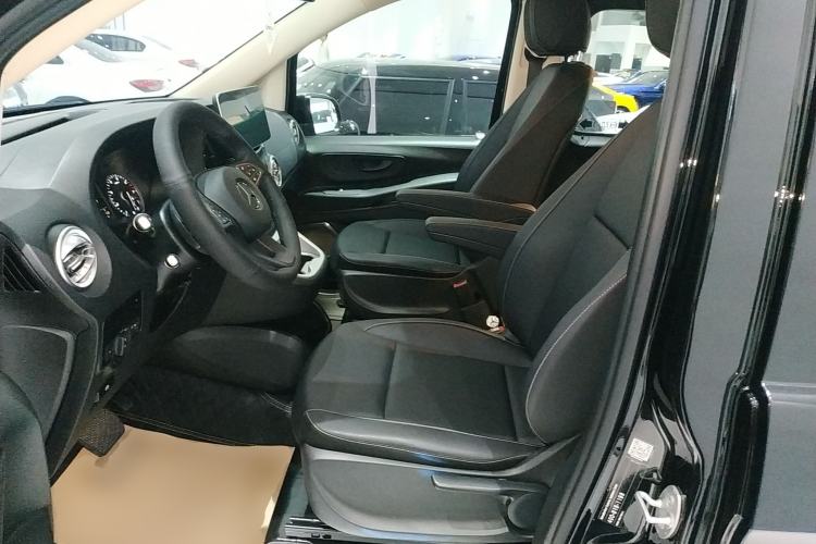 Used Mercedes-Benz Vito 2021 2.0T Elite Version 7 Seats
