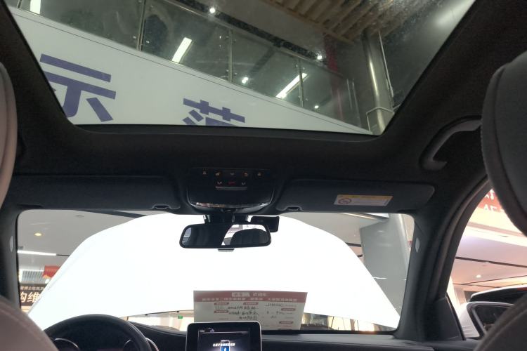 Used Mercedes-Benz GLC 2019 GLC 260 L 4MATIC Dynamic Model