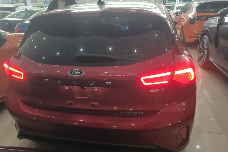 Used Ford Focus 2022 Hatchback EcoBoost 180 Automatic ST Line
