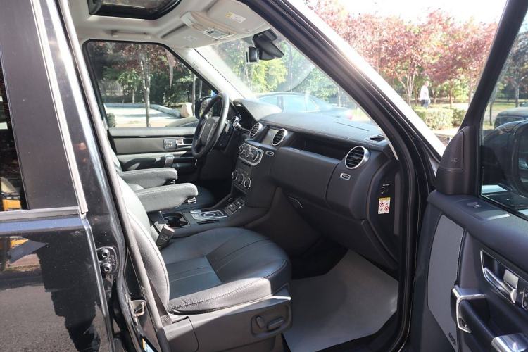 Used Land Rover Discovery 2014 3.0 SC V6 SE
