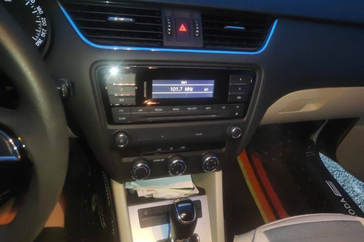 Used Skoda Octavia 2016 1.6L Automatic Chuanxing Edition
