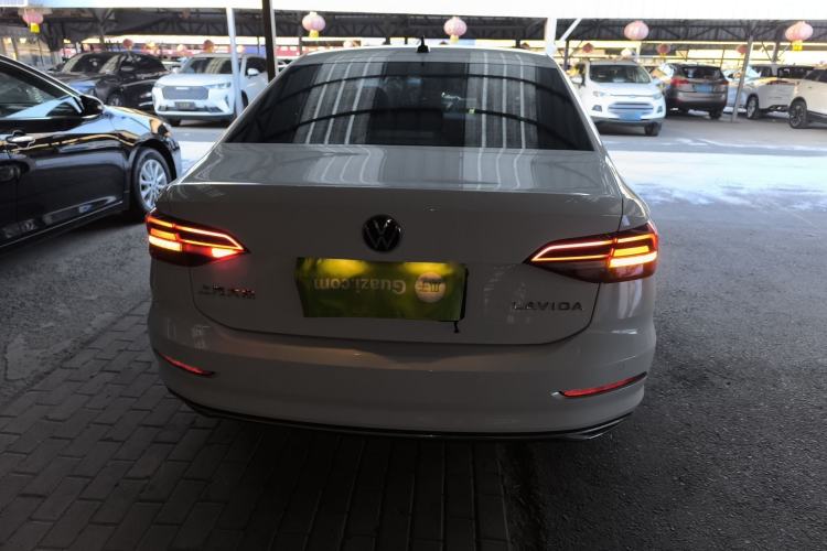 Used Volkswagen Lavida 2022 1.5L Automatic Vision Edition
