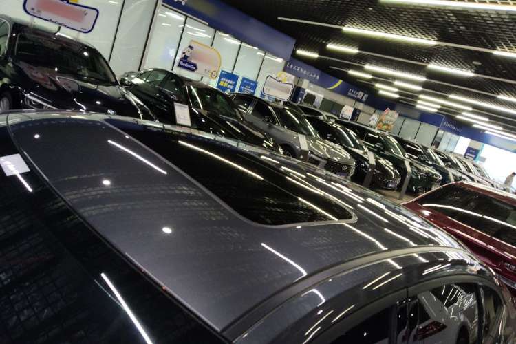 Used Changan UNI-V iDD 2023 ZhiDian iDD 1.5T 113km Smart & Fun Version
