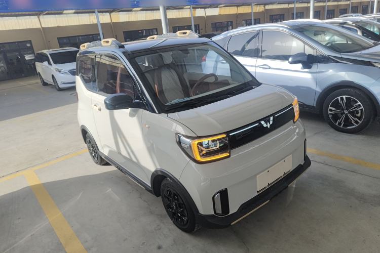 Used Wuling Hongguang MINIEV 2022 GAMEBOY 200km Gaming Edition with Lithium Iron Phosphate