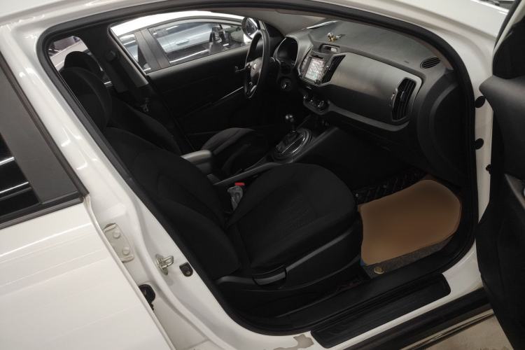 Used Kia Sportage R 2015 2.0L Automatic Two-Wheel Drive GL
